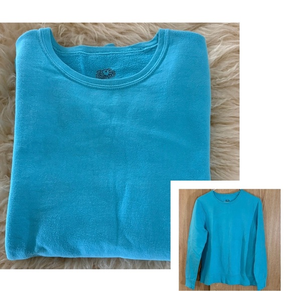 Fruit of the Loom Women’s Turquoise Crewneck Athletic Sweatshirt Top - Picture 1 of 7